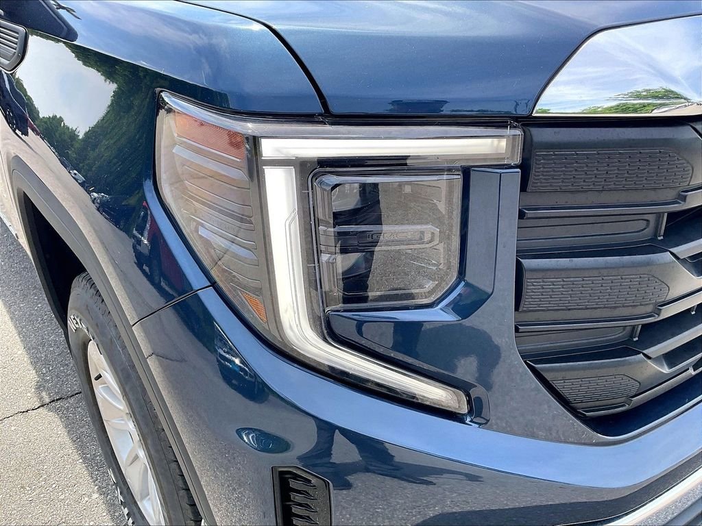 Used 2022 GMC Sierra 1500 Pro w/ Pro Value Package AWD/4WD image 29