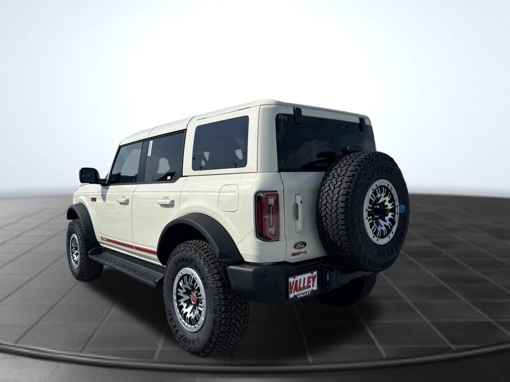 New 2026 Ford Bronco Outer Banks w/ Sasquatch Package AWD/4WD image 7