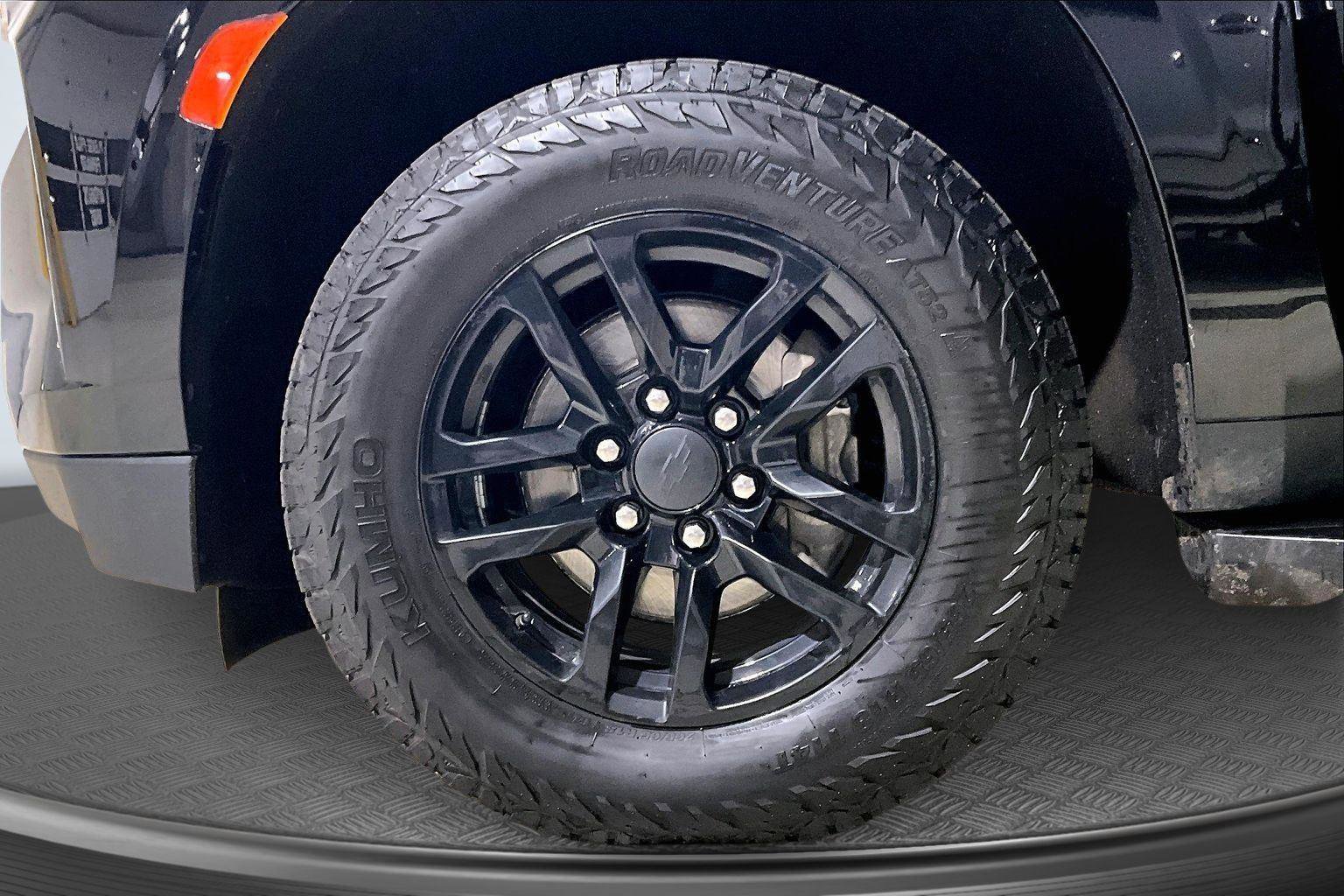 Used 2021 Chevrolet Tahoe LT image 10