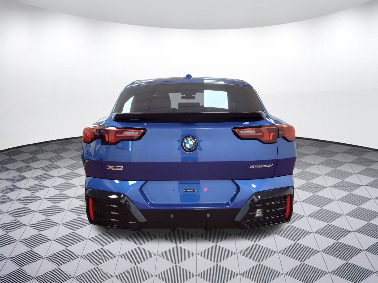 New 2026 BMW X2 xDrive28i image 10