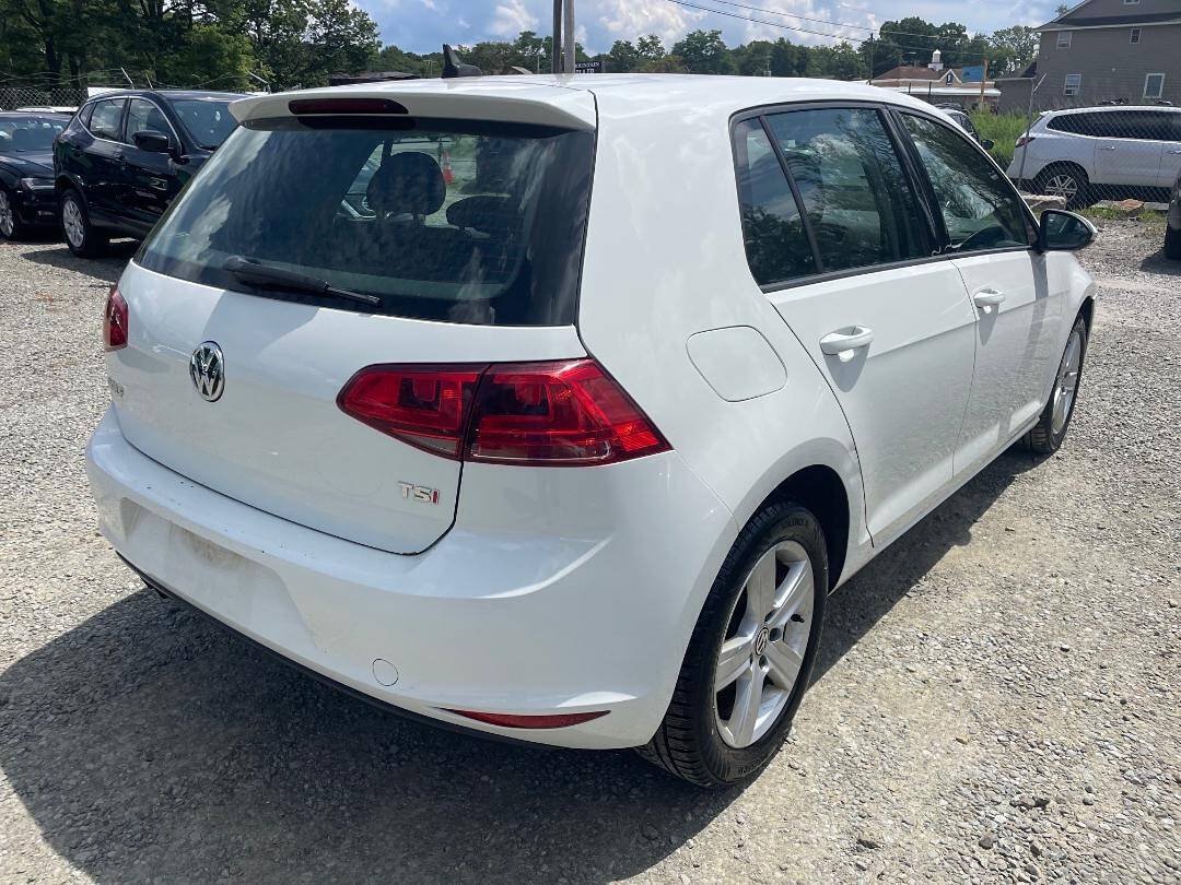 Used 2017 Volkswagen Golf SE FWD image 5