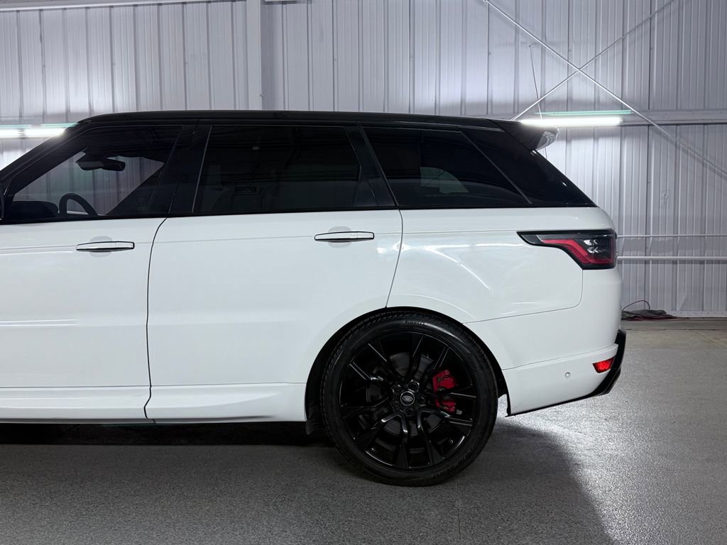 Used 2021 Land Rover Range Rover Sport HST image 10