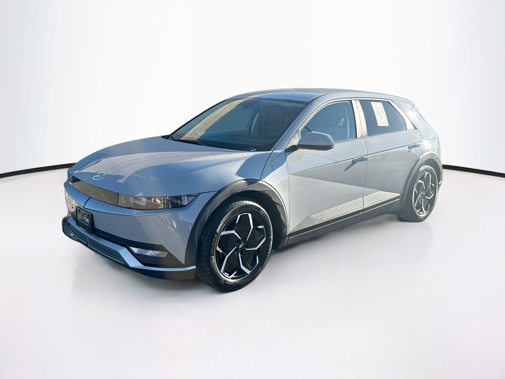 Used 2024 Hyundai Ioniq 5 SEL AWD/4WD image 3