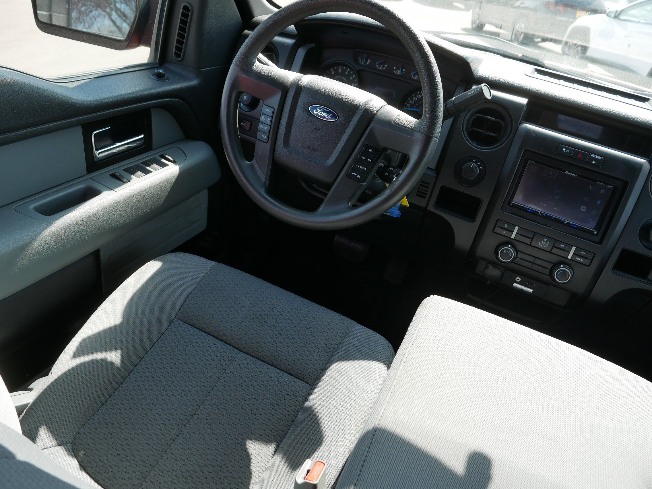 Used 2014 Ford F150 STX w/ Equipment Group 201A Mid image 9