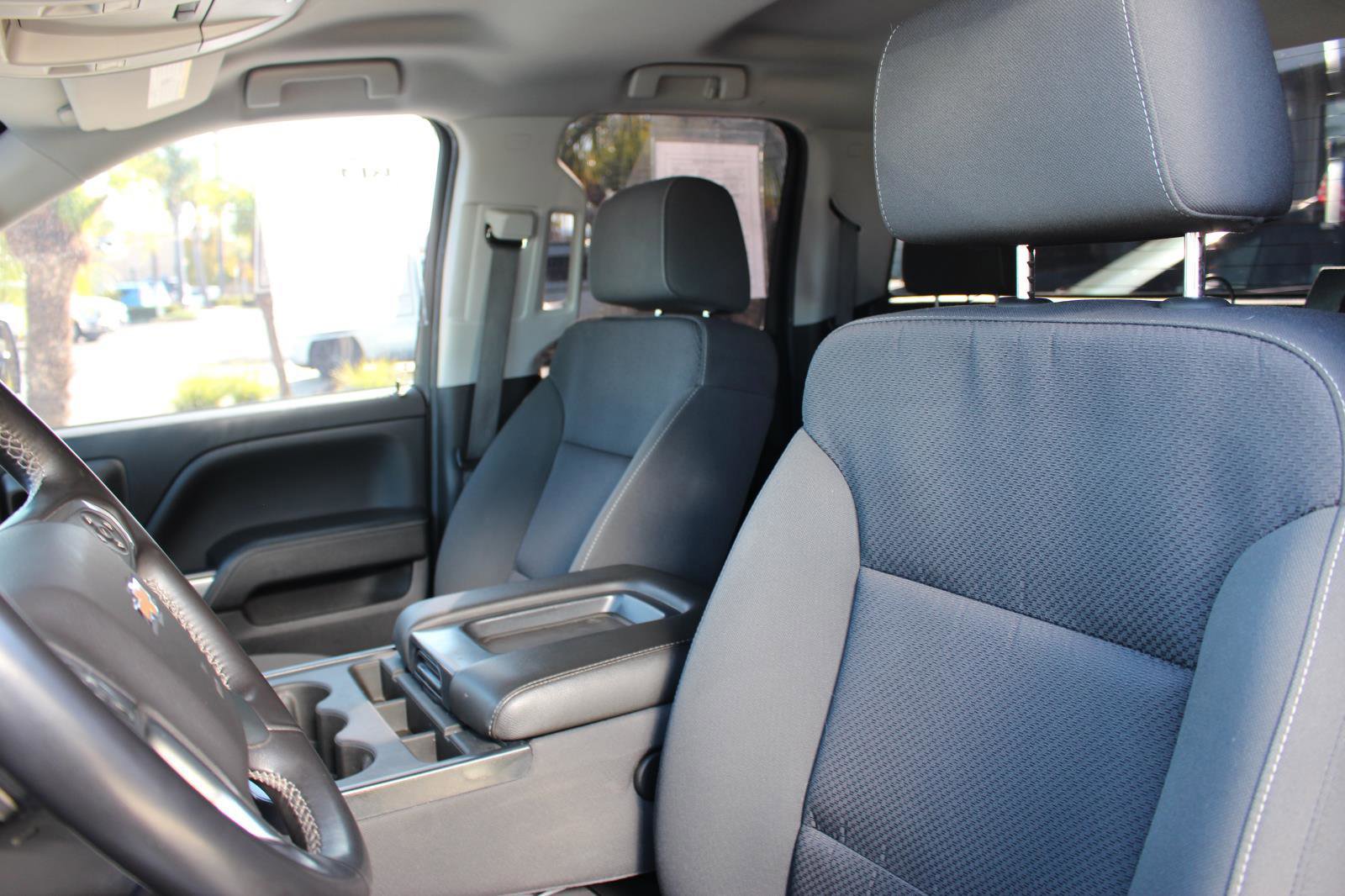 Used 2018 Chevrolet Silverado 1500 LT w/ All Star Edition image 17