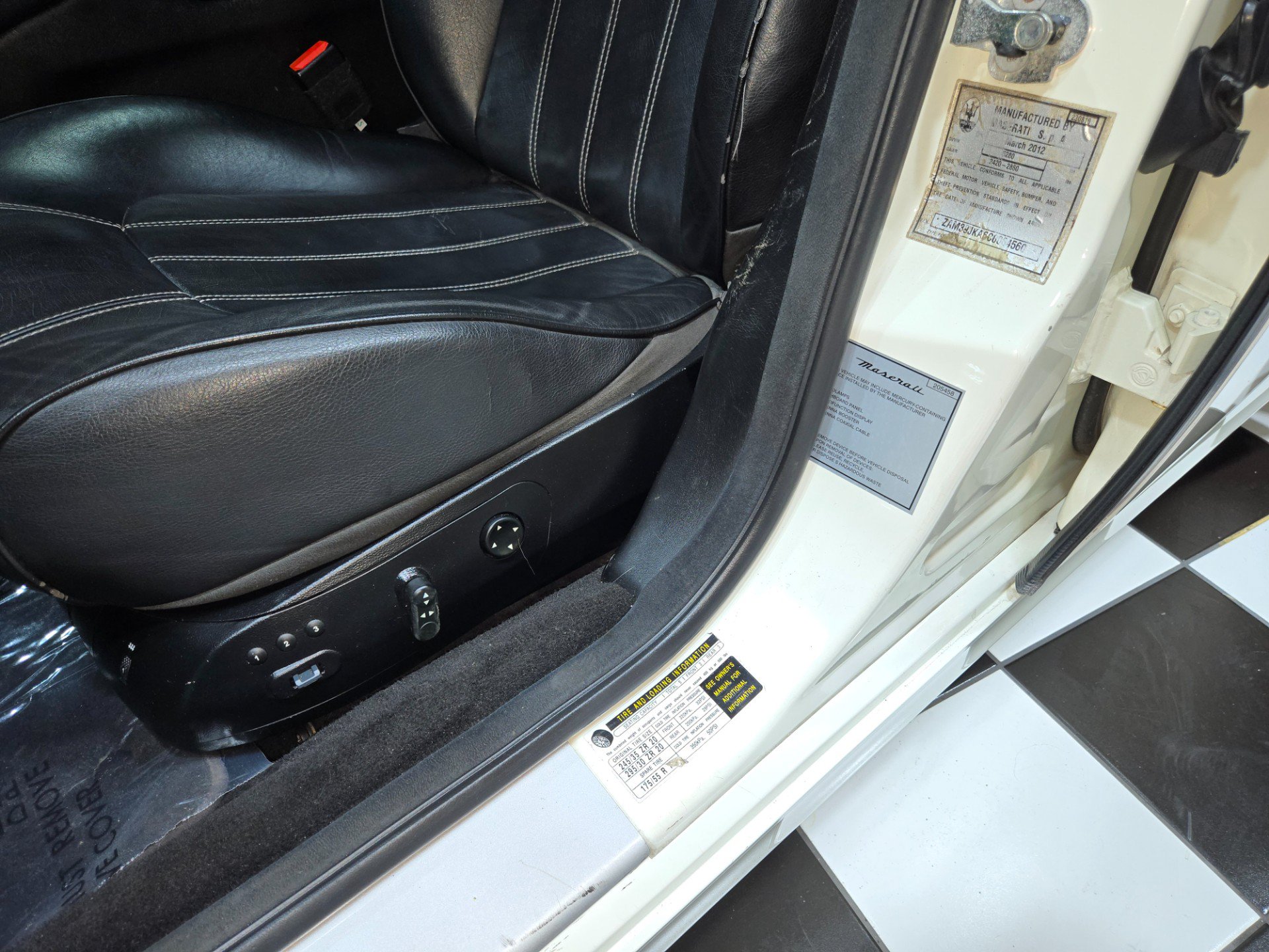 Used 2012 Maserati Quattroporte S RWD image 75