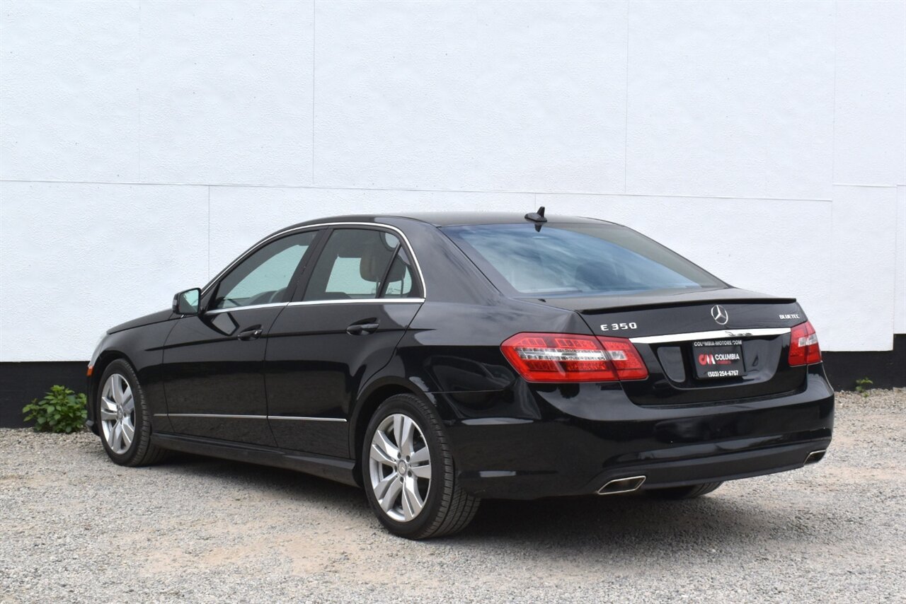 Used 2013 Mercedes-Benz E 350 BlueTEC Sedan image 2