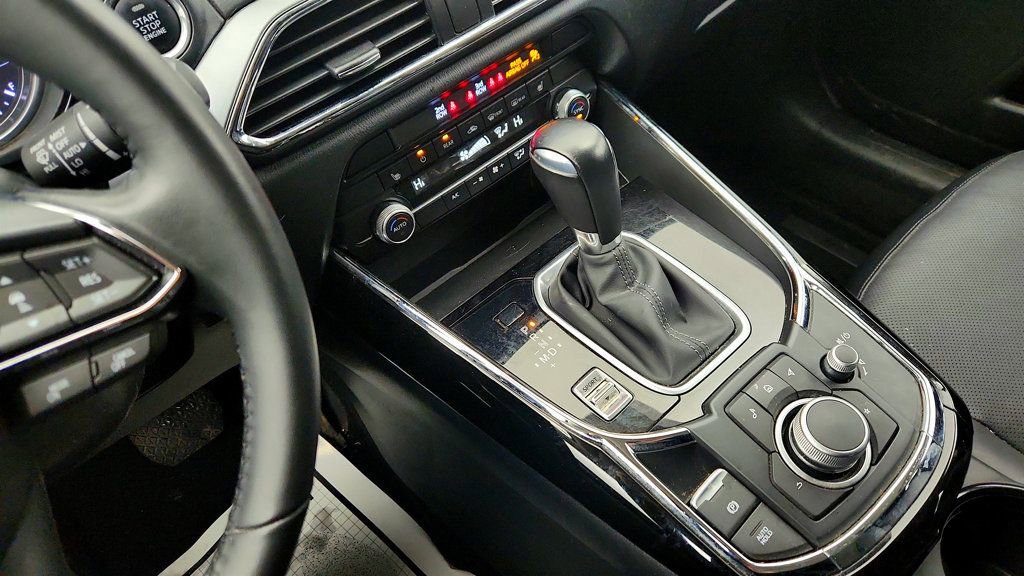 Used 2023 MAZDA CX-9 Touring image 15