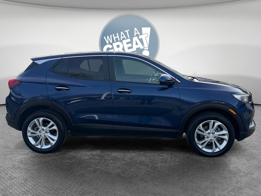 Used 2023 Buick Encore GX Preferred w/ Cold Weather Comfort Package AWD/4WD image 2