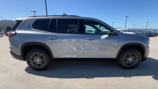 Used 2025 GMC Acadia Elevation image 9