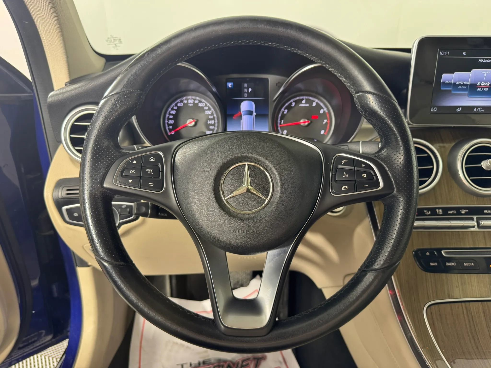 Used 2018 Mercedes-Benz GLC 300 image 13