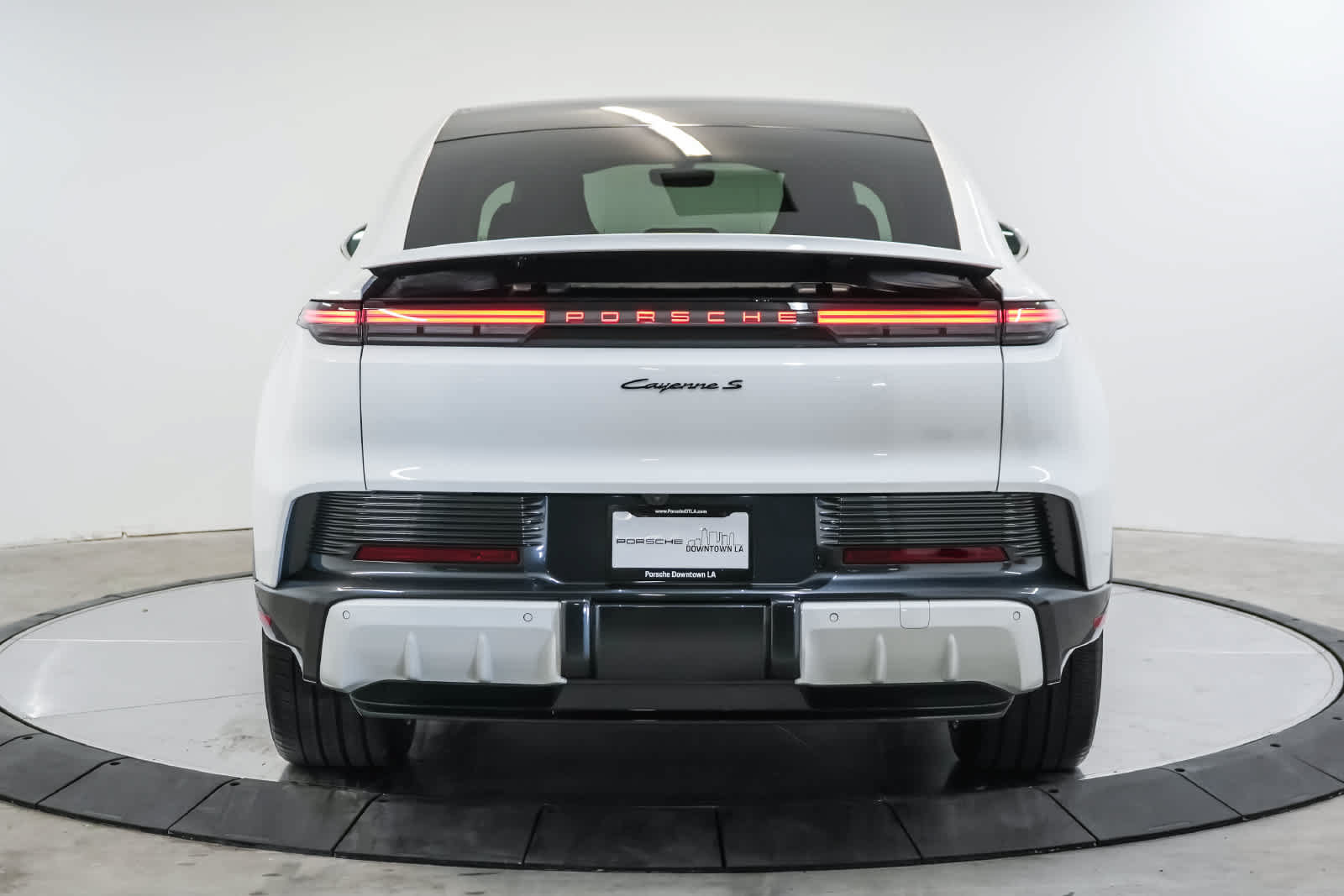 New 2026 Porsche Cayenne S AWD/4WD image 10