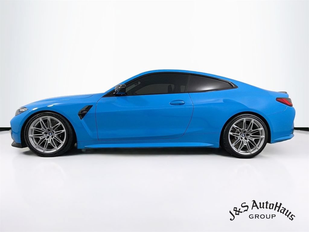 Used 2024 BMW M4 Coupe w/ M Carbon Exterior Package RWD image 4