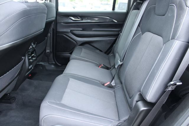 Used 2023 Jeep Grand Cherokee L Laredo w/ Luxury Tech Group I RWD image 38