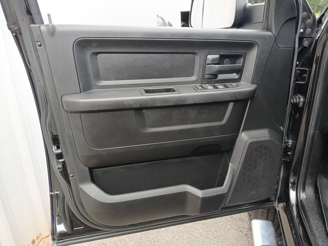 Used 2017 RAM 2500 Tradesman w/ Chrome Appearance Group AWD/4WD image 44