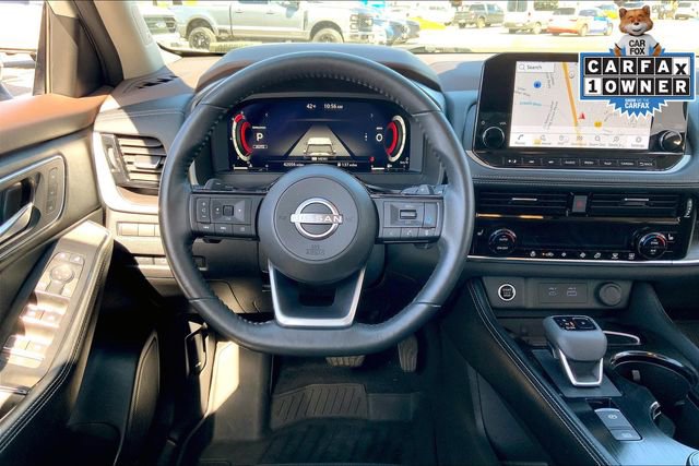 Used 2023 Nissan Rogue Platinum image 5