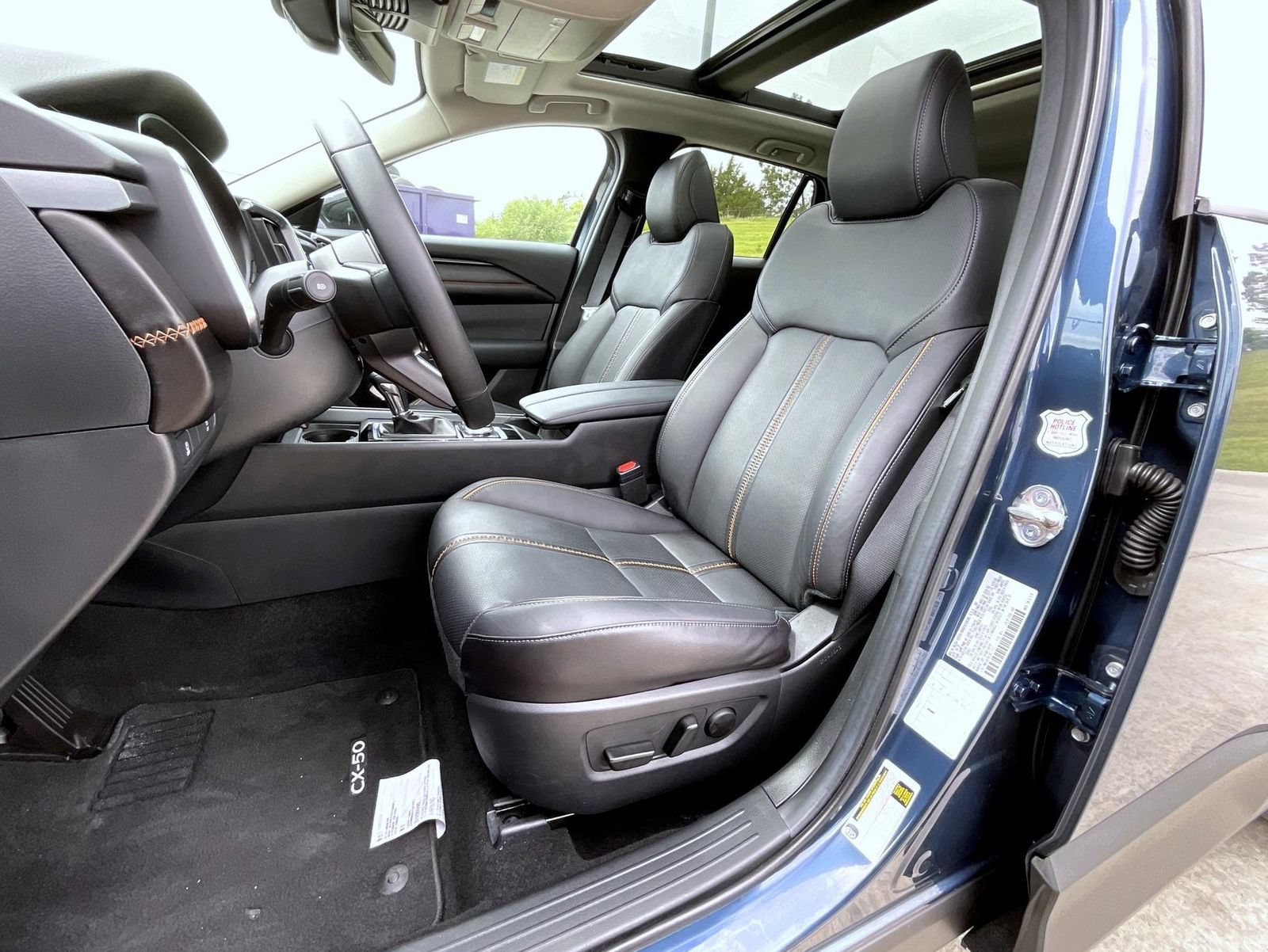 Used 2025 MAZDA CX-50 AWD 2.5 S w/ Premium Plus Pkg image 10