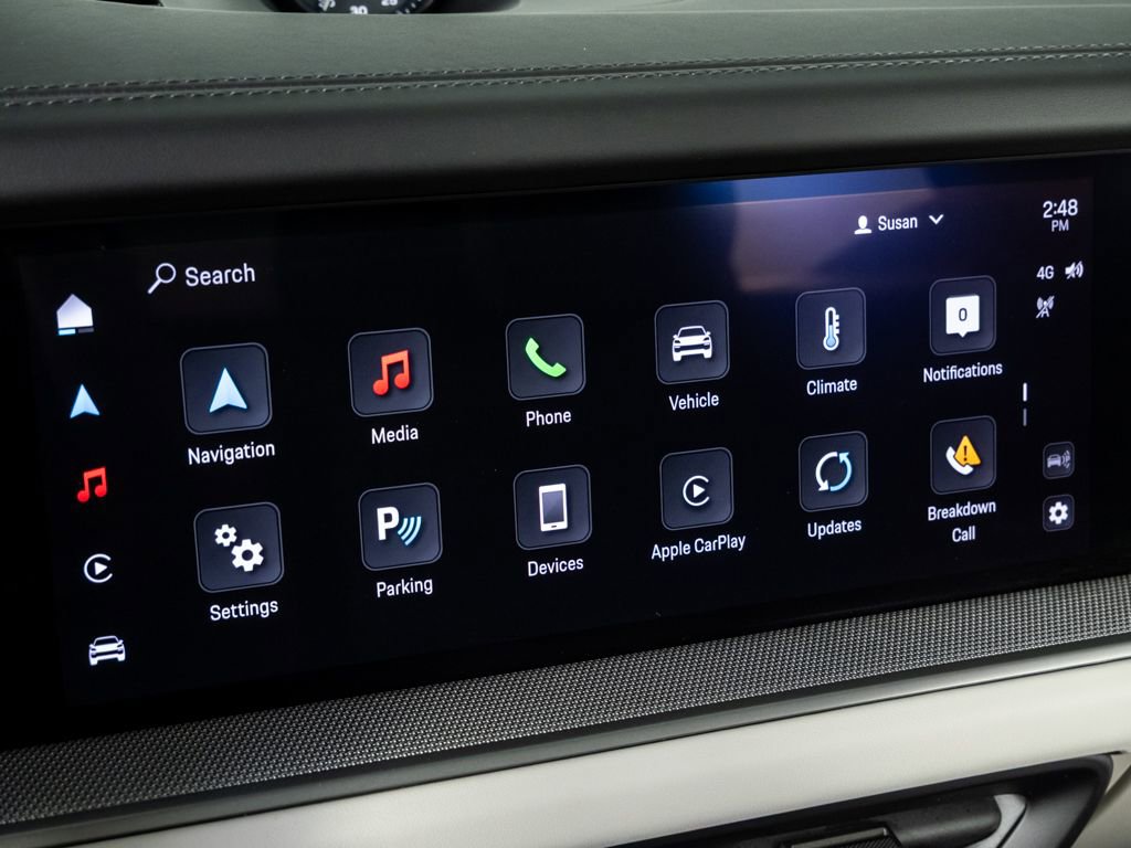 Certified 2025 Porsche Cayenne Coupe w/ Premium Package Plus image 14