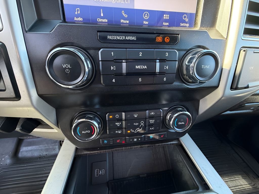 Used 2020 Ford F350 Lariat w/ Lariat Ultimate Package image 22