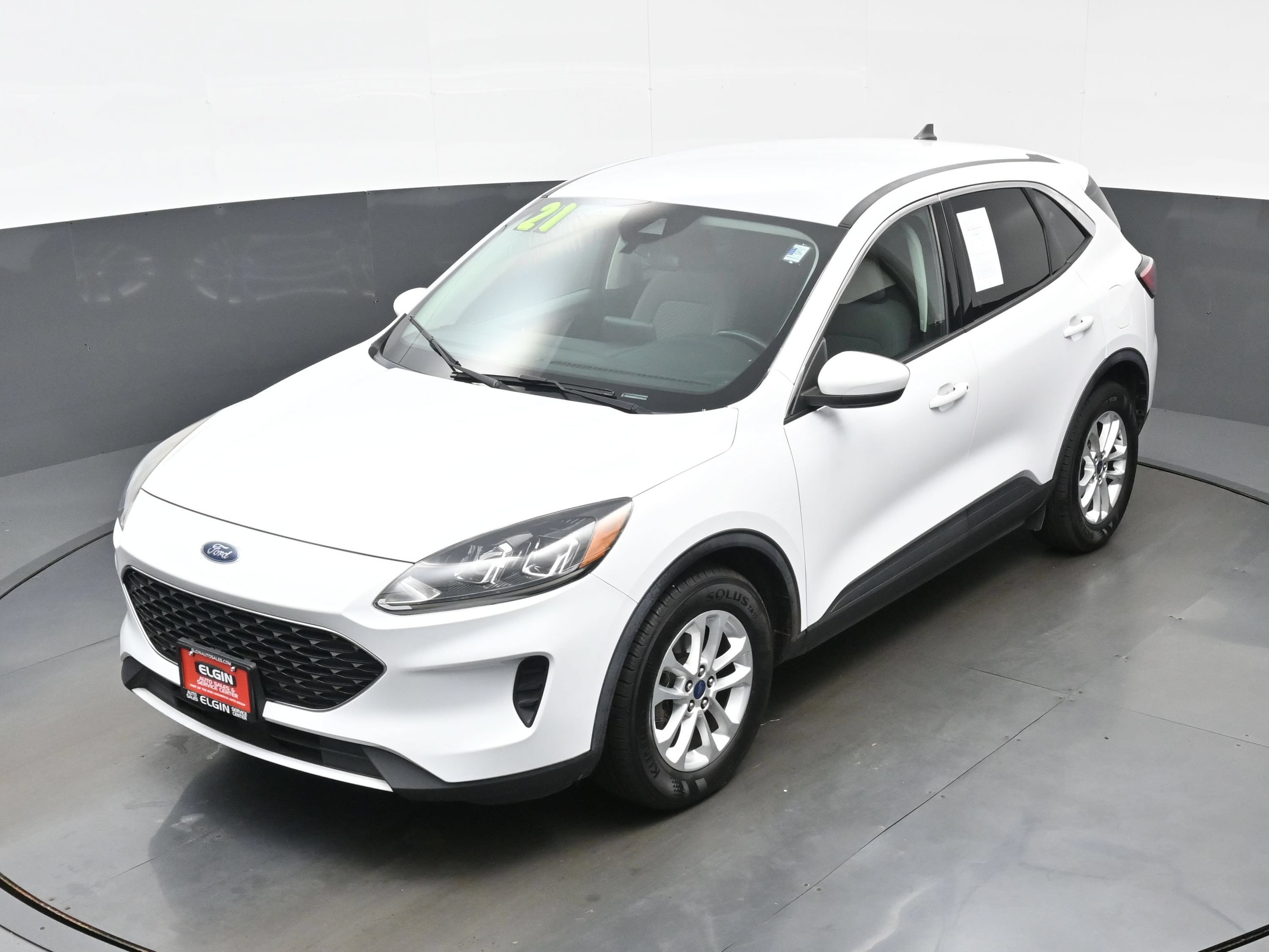Used 2021 Ford Escape SE w/ Convenience Package FWD image 32