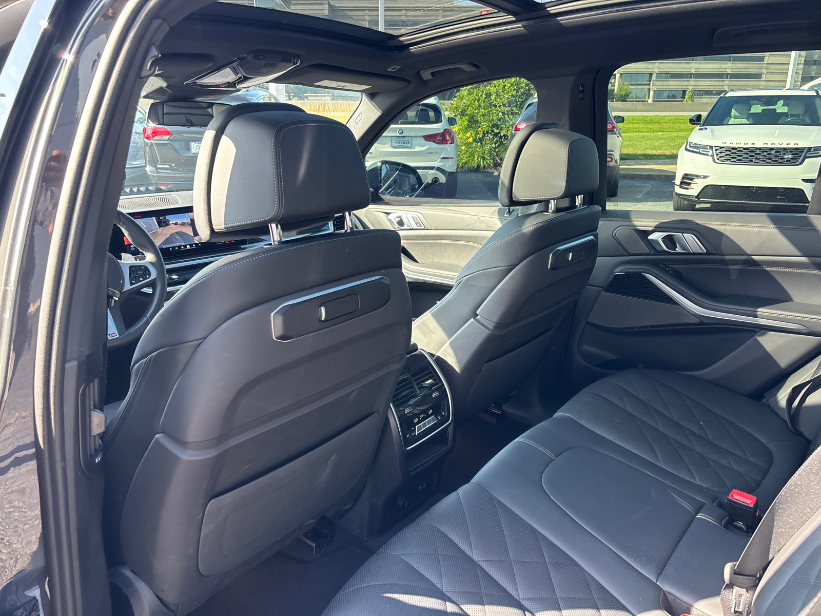 Used 2025 BMW X5 xDrive50e w/ M Sport Package AWD/4WD image 27