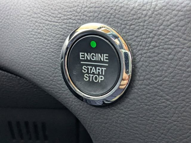 Used 2023 Ford Edge SE image 27