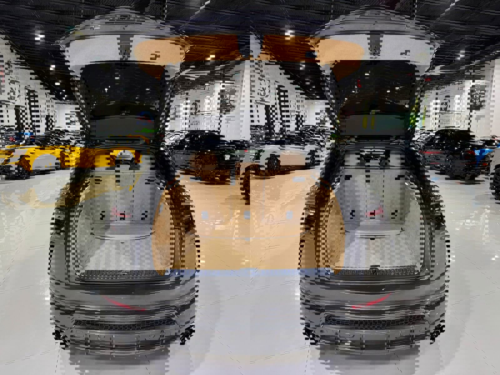 Used 2021 Lamborghini Urus image 41