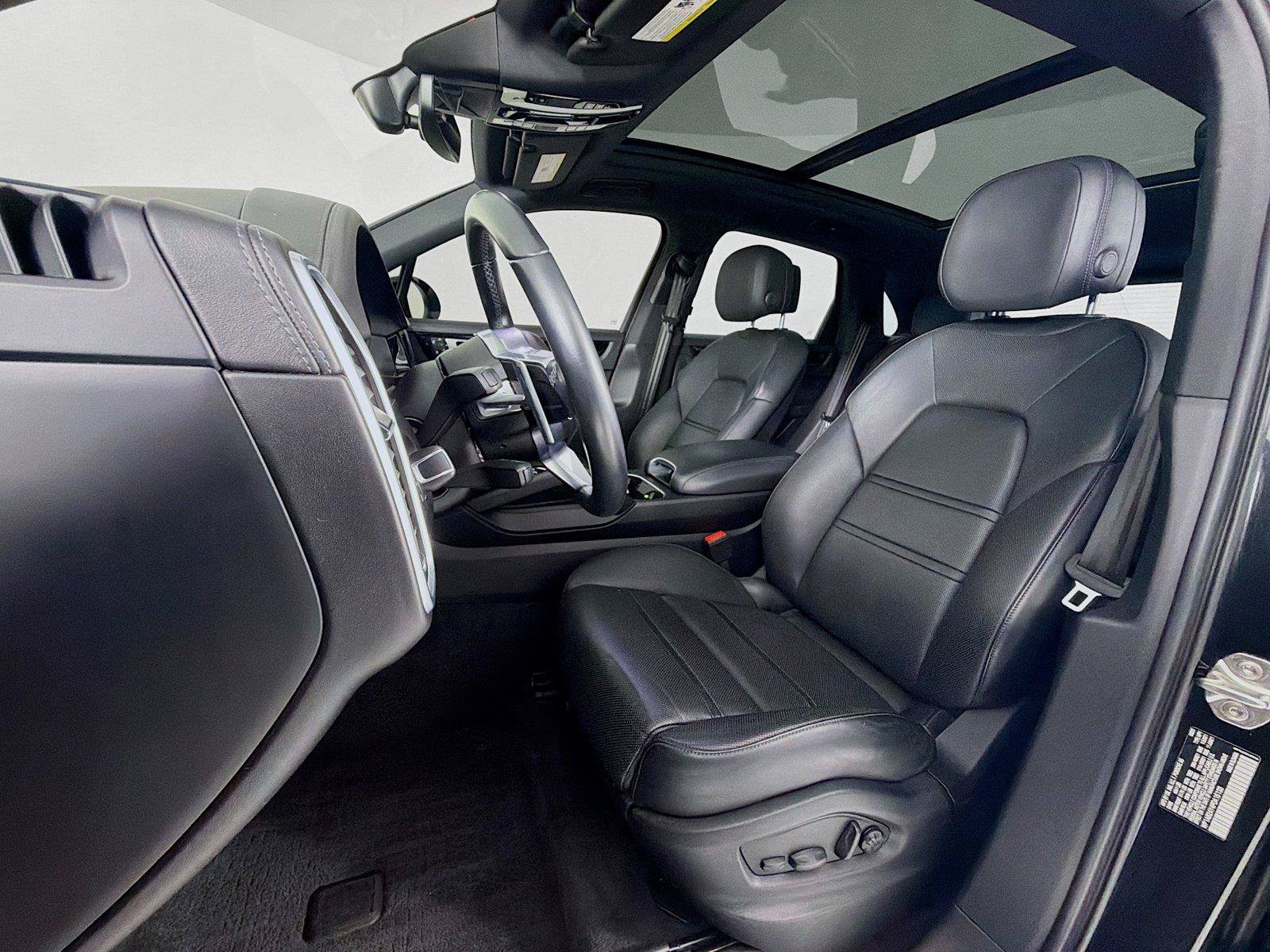 Certified 2023 Porsche Cayenne S AWD/4WD image 5