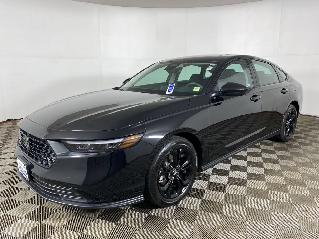 Used 2025 Honda Accord SE image 24