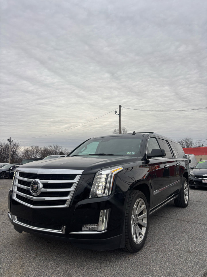 Used 2015 Cadillac Escalade ESV Premium image 2