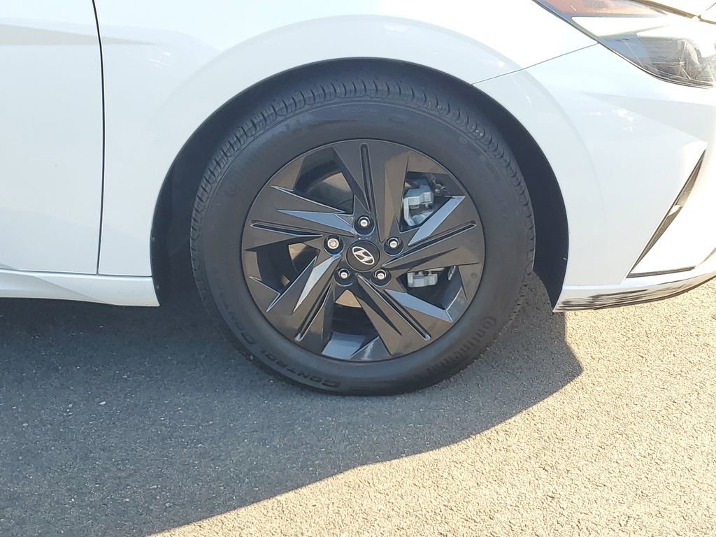 Used 2022 Hyundai Elantra SEL w/ Convenience Package image 5