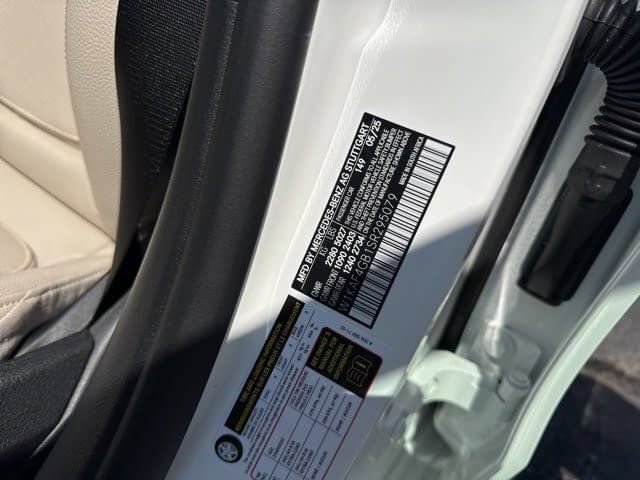 New 2025 Mercedes-Benz C 300 Sedan image 25