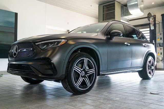 New 2026 Mercedes-Benz GLC 300 4MATIC image 3