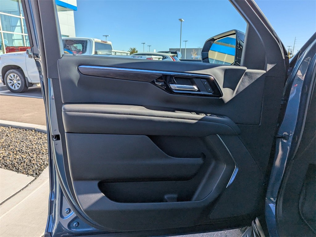 New 2026 Chevrolet Tahoe LS w/ LPO, Dark Essentials Package image 8