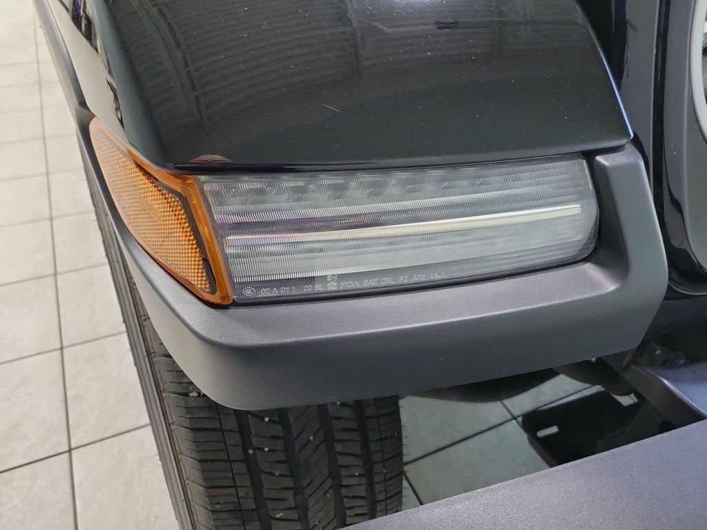 Used 2024 Jeep Wrangler Sahara AWD/4WD image 46