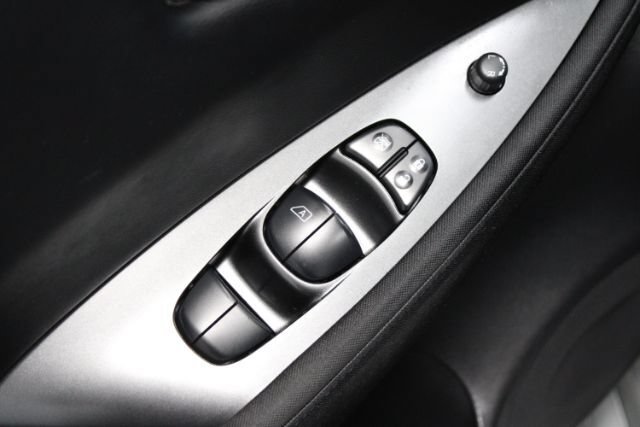 Used 2019 Nissan Leaf S w/ S Charge Package FWD image 11
