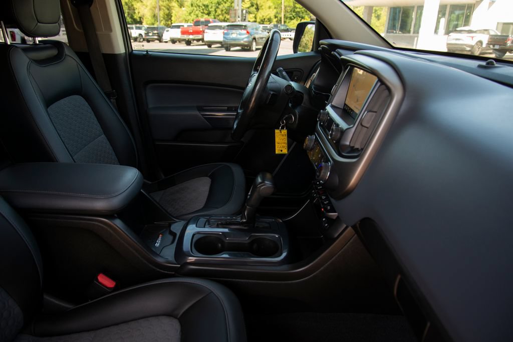 Used 2021 Chevrolet Colorado Z71 AWD/4WD image 17
