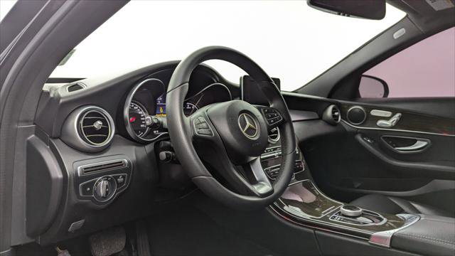 Used 2018 Mercedes-Benz C 300 Sedan w/ Premium Package image 23