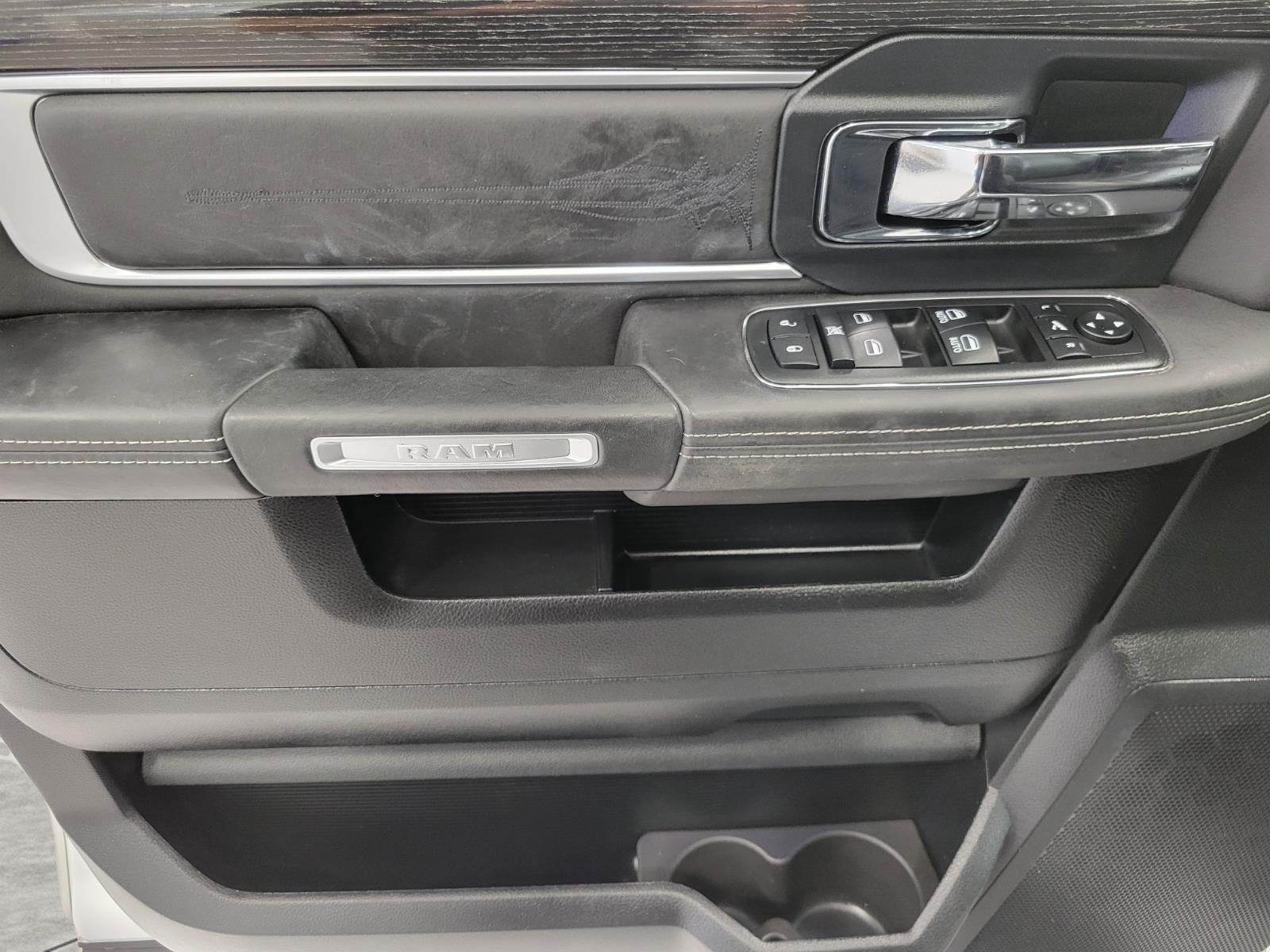 Used 2014 RAM 1500 Limited AWD/4WD image 27