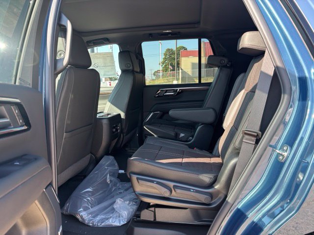 New 2026 Chevrolet Tahoe High Country w/ Sun And Tow Package AWD/4WD image 12