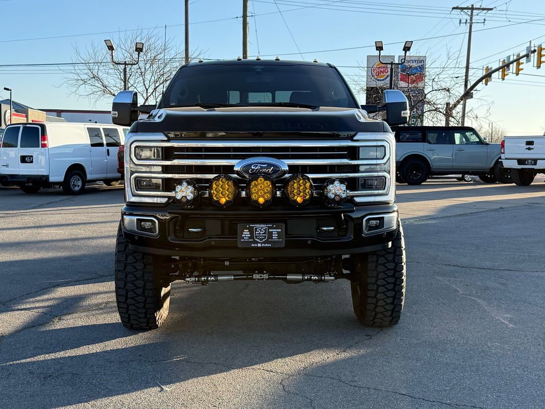 Used 2024 Ford F350 Limited w/ FX4 Off-Road Package image 3