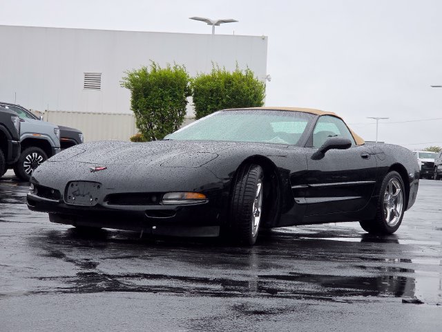 Used 2004 Chevrolet Corvette Convertible w/ Preferred Equipment Group RWD image 8