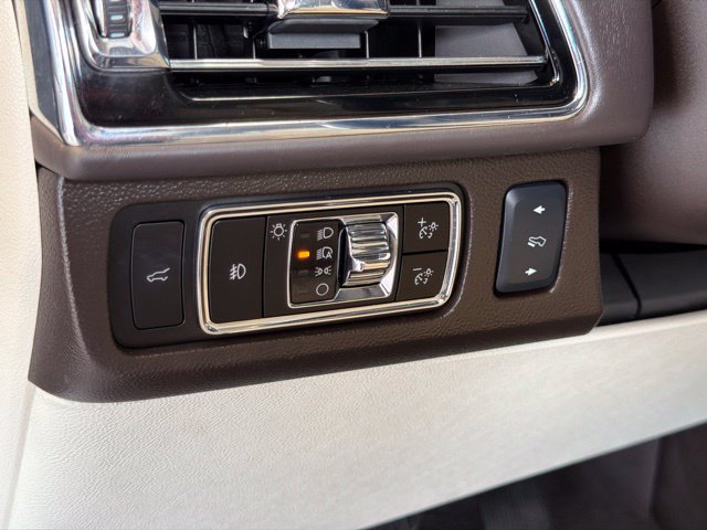 Used 2023 Lincoln Navigator Black Label AWD/4WD image 24