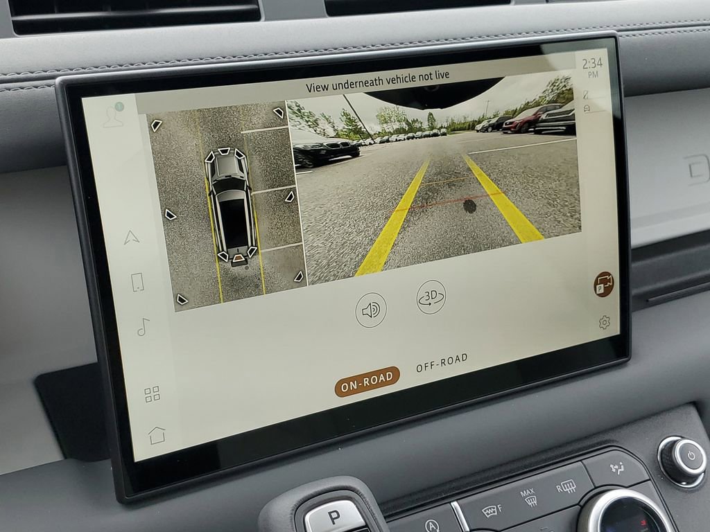 Used 2025 Land Rover Defender 130 X-Dynamic SE image 23