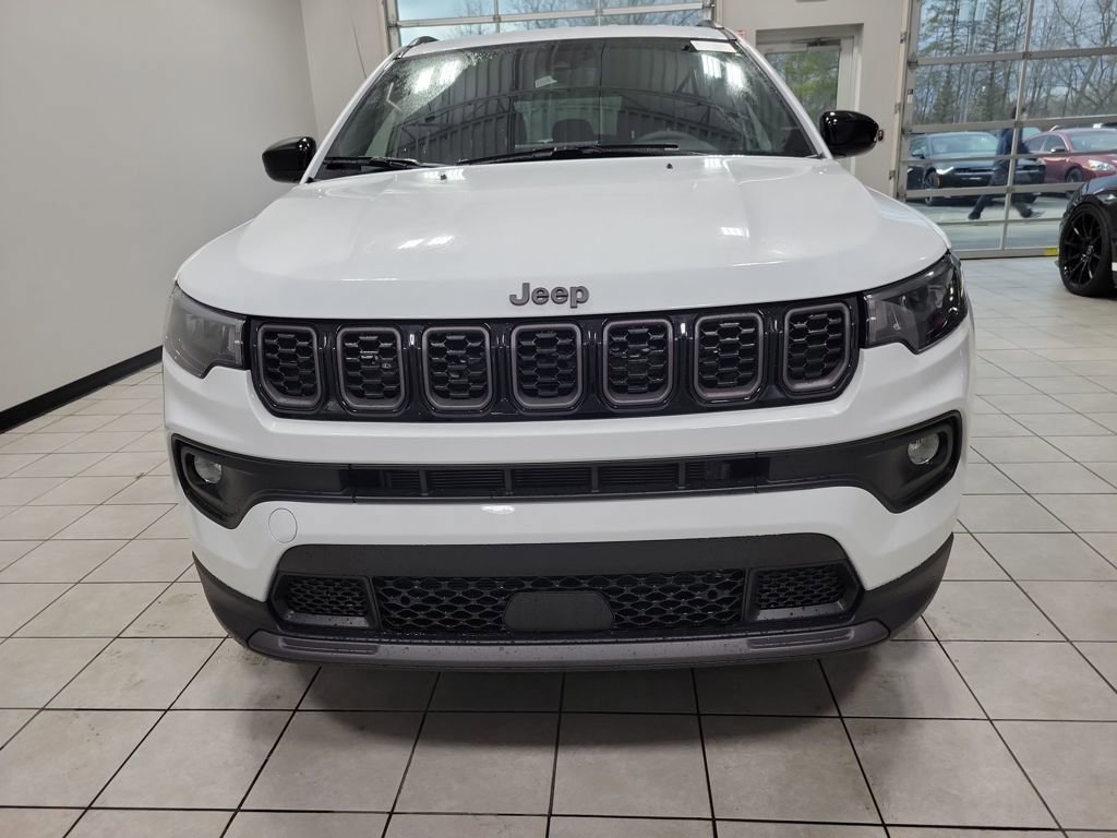 New 2026 Jeep Compass Latitude image 2