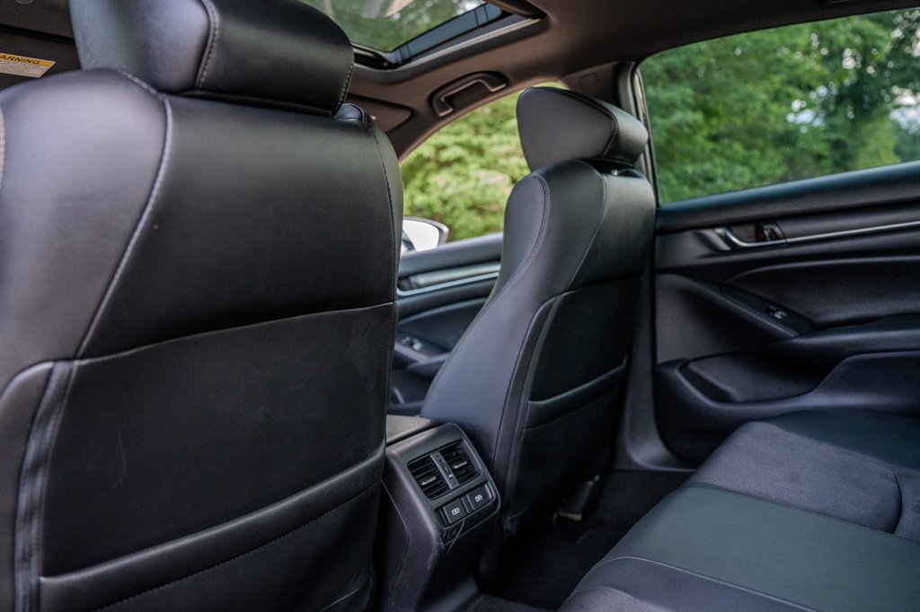 Used 2021 Honda Accord Sport image 29