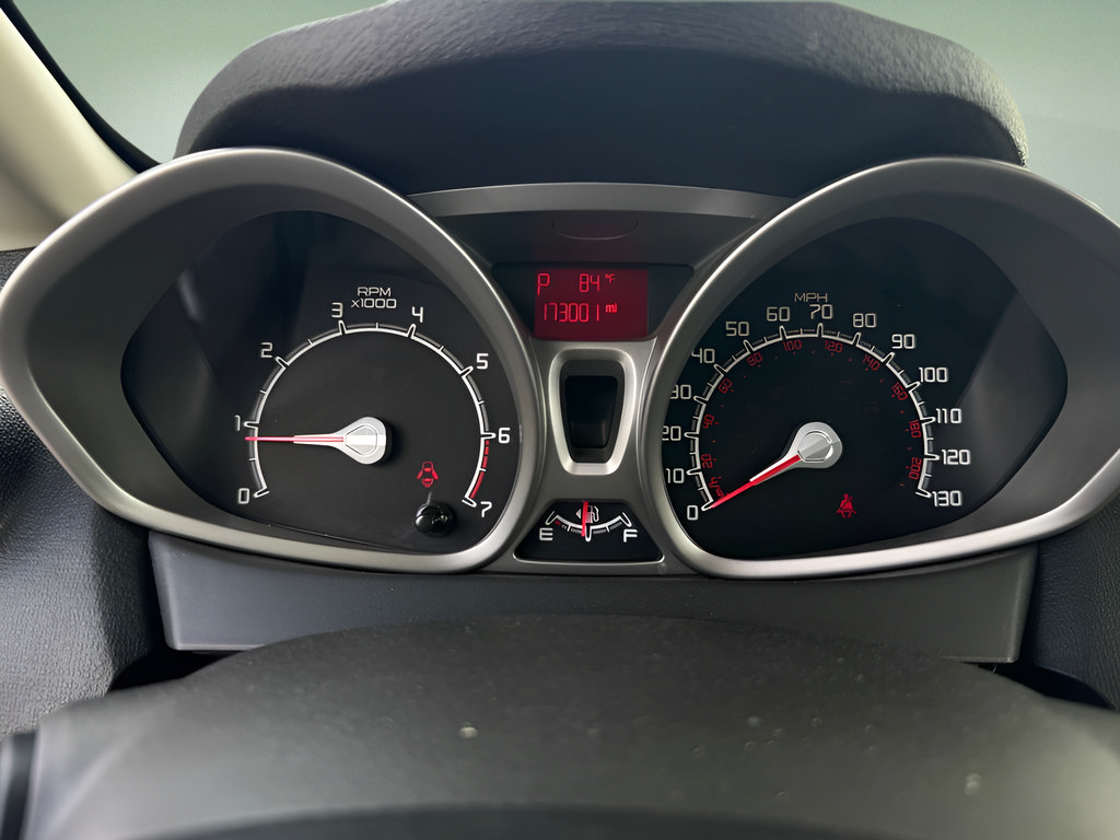 Used 2012 Ford Fiesta SE FWD image 21