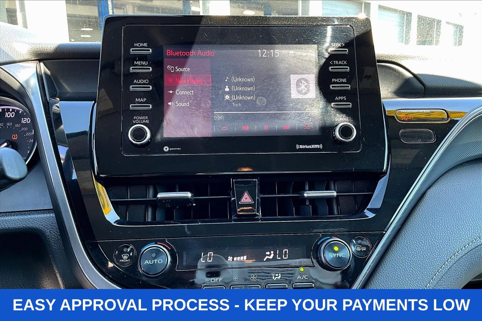 Used 2022 Toyota Camry SE FWD image 18
