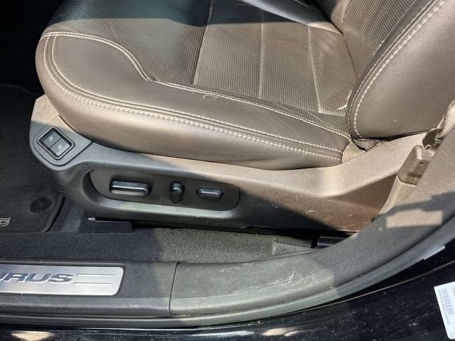 Used 2019 Ford Taurus Limited FWD image 27