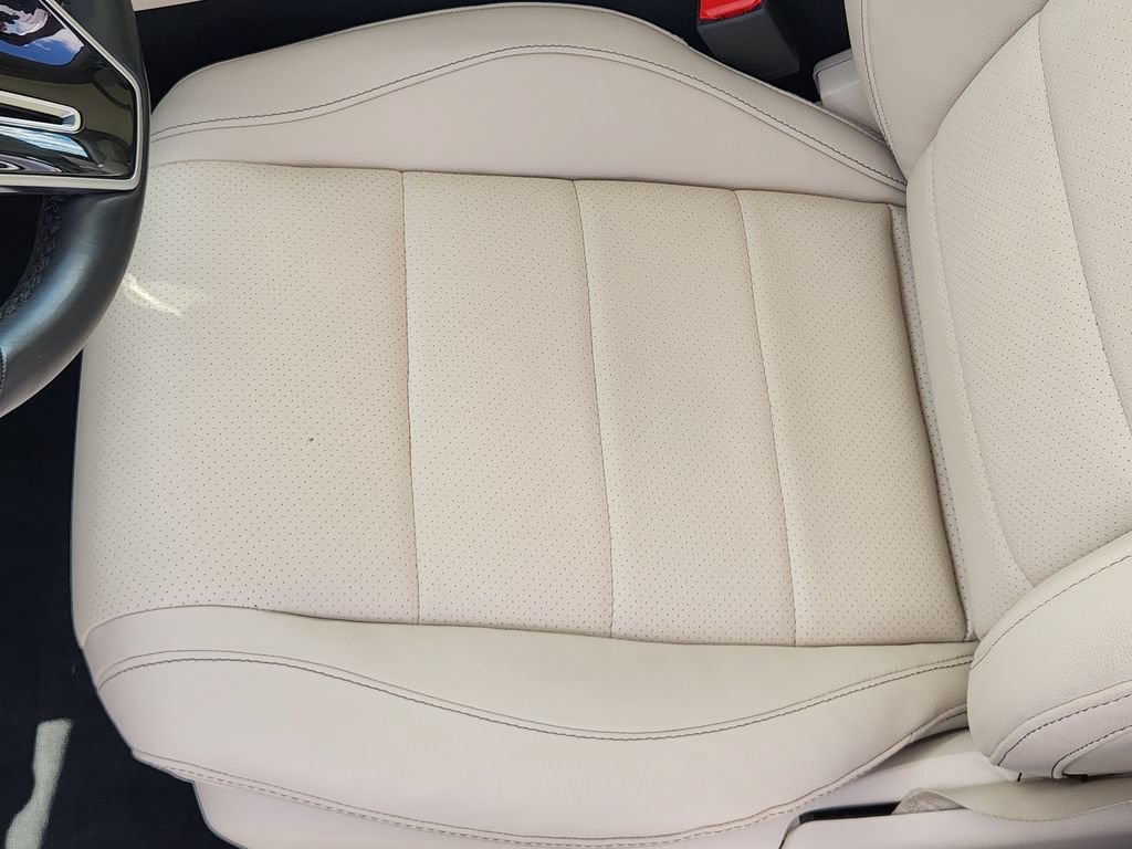 Used 2024 Mercedes-Benz GLS 450 4MATIC image 12